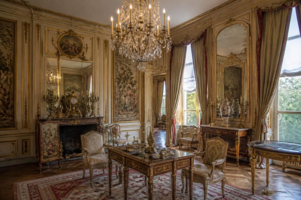 découvrez le musée camondo, un joyau parisien méconnu, qui vous invite à plonger dans l'histoire et l'art décoratif du xviiie siècle dans un cadre élégant et intime.